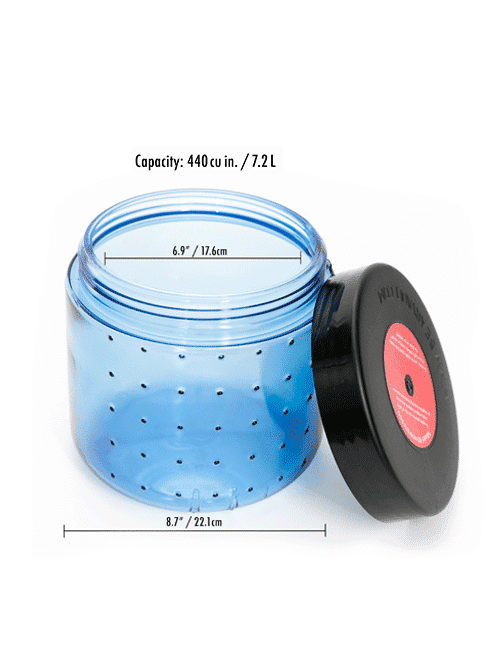 BearVault BV450-Jaunt canister closed with red lid – angled view