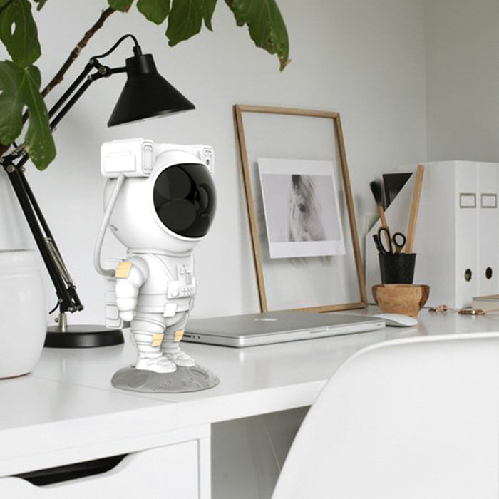 Creative Astronaut Galaxy Starry Sky Projector Nightlight USB Atmospher Bedroom Table Lamp - Livefree