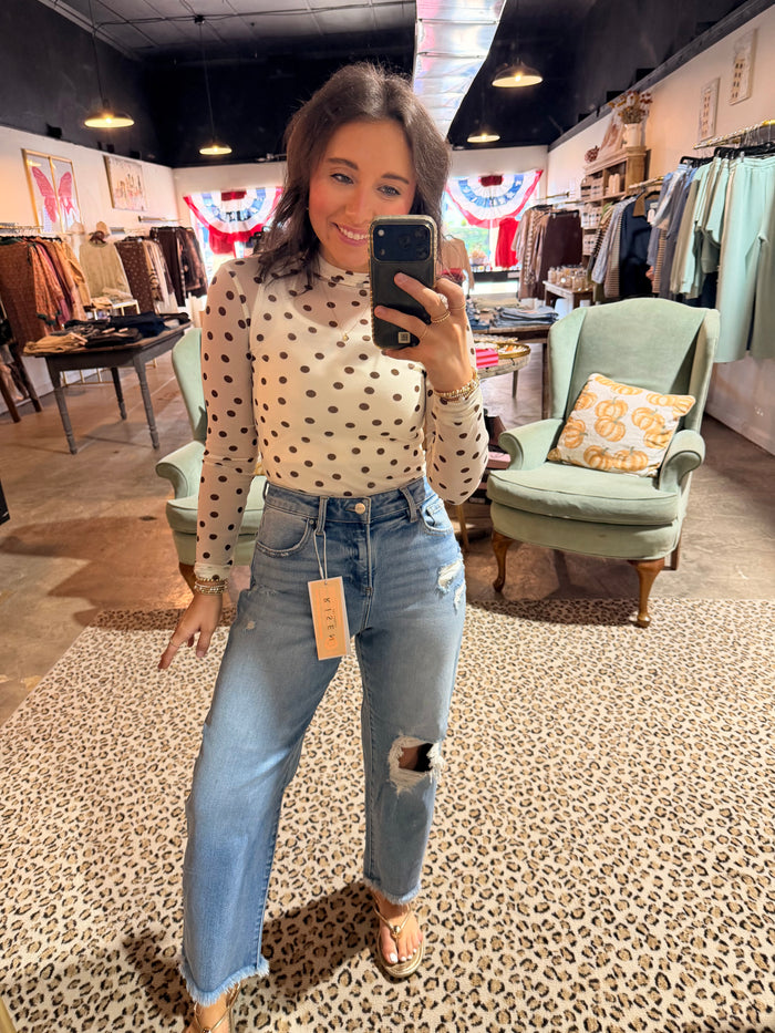 Distressed Crop Barrel Jean