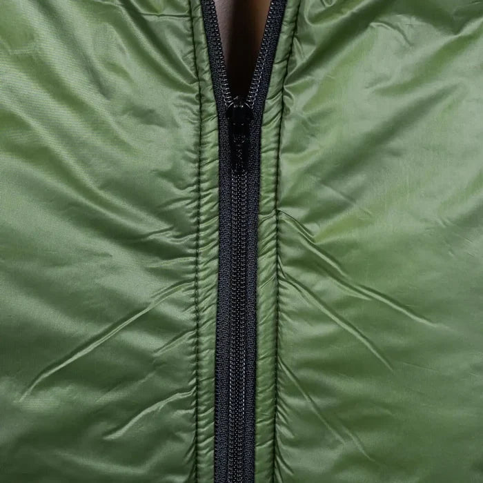 Enlightened Equipment Torrid Apex Jacket Men's in green – front zipper detail