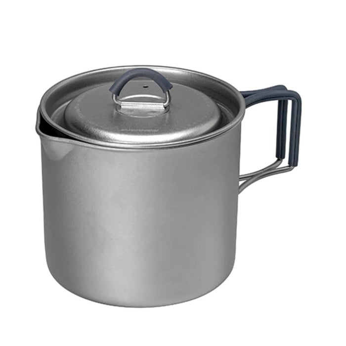 EVERNEW MP500 Flat – titanium mug pot with lid and folding handles, front studio view