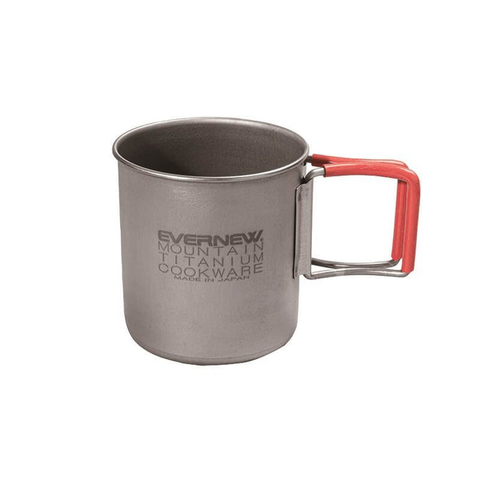 EVERNEW Ti 300FH Mug – titanium mug with red folding handle, front studio view