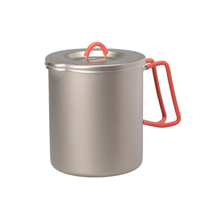 Evernew Ti Maccheroni Pot 750 – tall titanium pot with strainer lid and red folding handle, front studio view