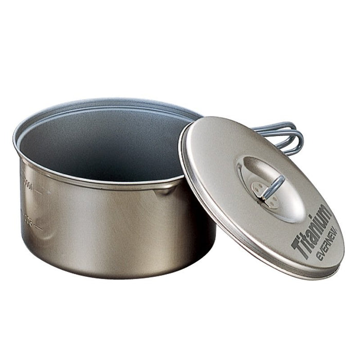 EVERNEW Ti Non-Stick Pot 1300ml – titanium pot with lid alongside, angled studio view