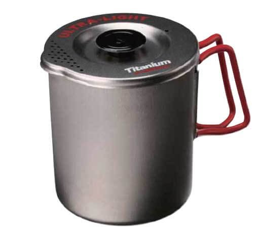 EVERNEW Ti Pasta Pot 750ml – titanium pot with strainer lid, front studio view
