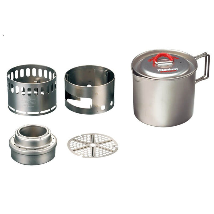 EVERNEW Ti Pot 500 with Ti Stove – full set components laid out, studio view