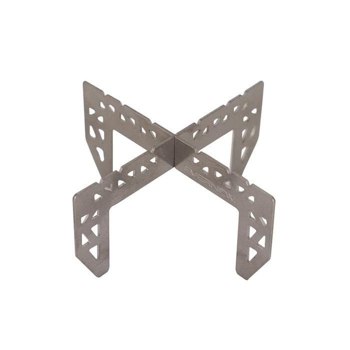 EVERNEW Ti Trivet 2 – titanium cross pot stand, studio view