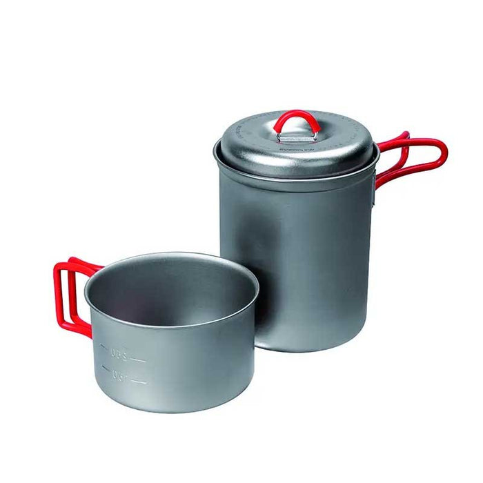 EVERNEW Ti UL Solo set 750ml + 400ml – nesting titanium pot and cup with red handles, studio view