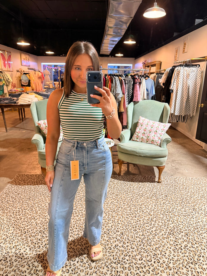 Front Seam Crop Jean