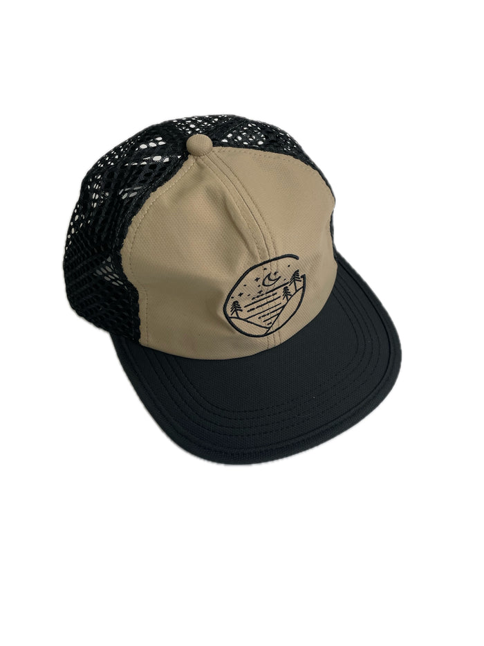 Glacial Gear Foldable Trail Hat in beige with black mesh and brim – angled view