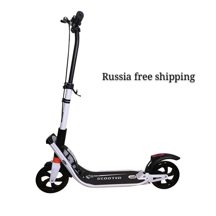 Handbrake Two-wheeled adult scooter - shop.livefree.co.uk