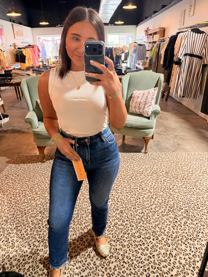 High Rise Straight Jean