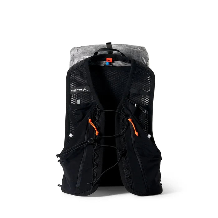 Hyperlite Mountain Gear Pemi 15 – vest harness with bungee, front view, studio