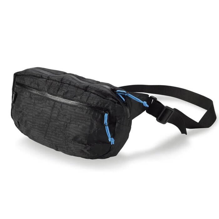 Hyperlite Mountain Gear Versa hip pack in black, back view with webbing strap