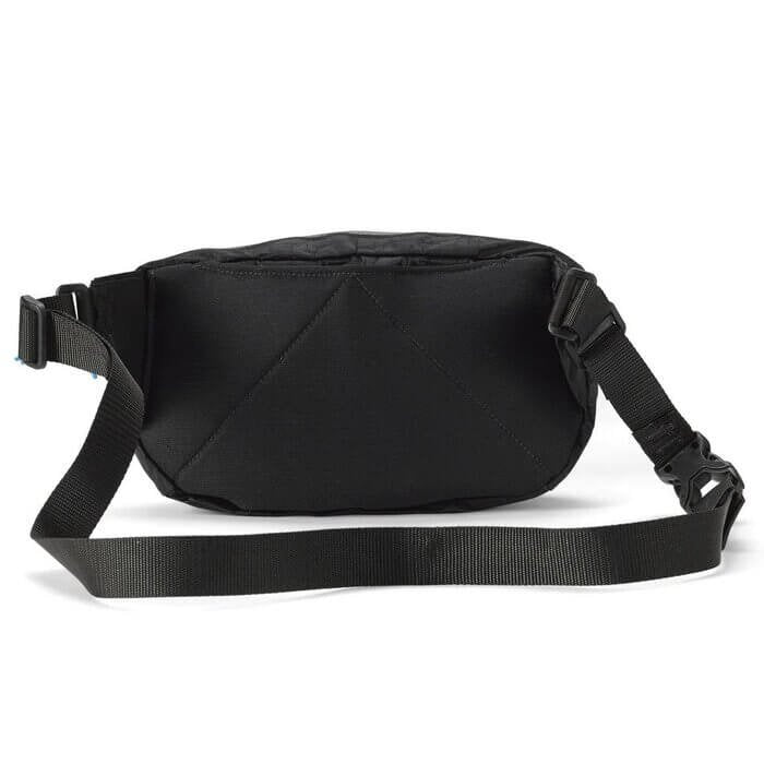 Hyperlite Mountain Gear Versa hip pack worn on a hydration pack shoulder strap
