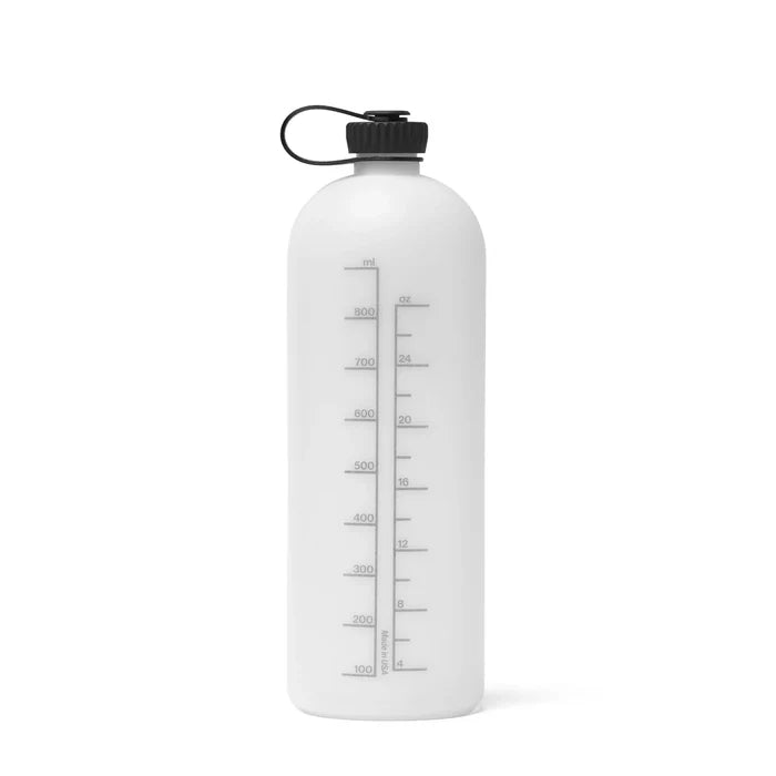 Igneous NOBO Bottle in basalt – back with measurement markings