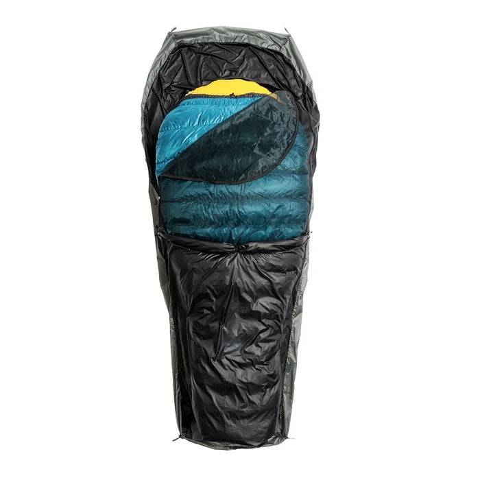 KATABATIC GEAR Wren Bivy shown with a quilt inside