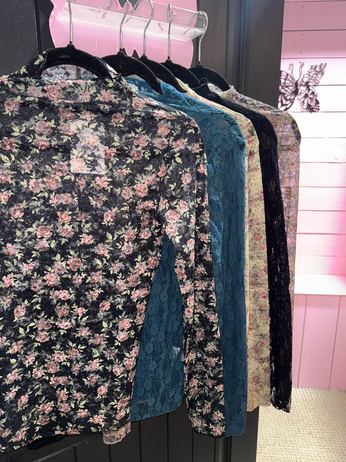 Lace Floral Undershirts