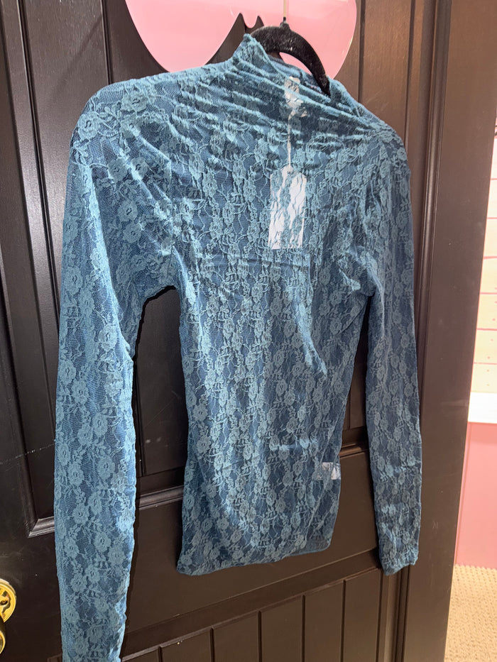 Lace Floral Undershirts