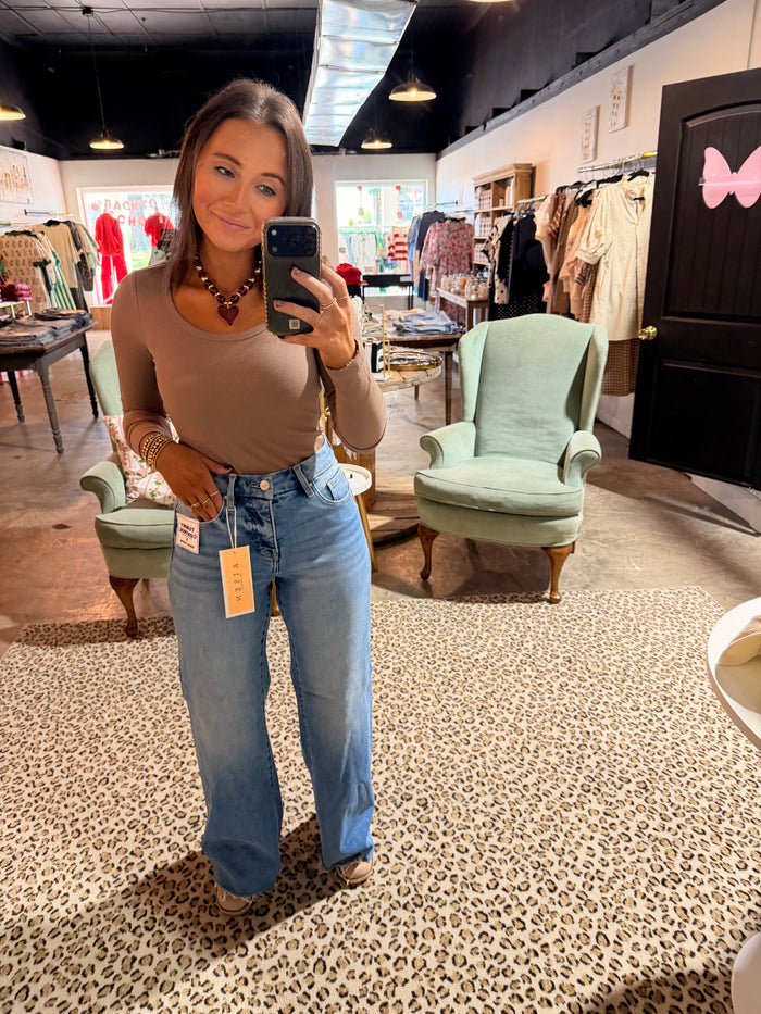 Long High Rise Wide Jean