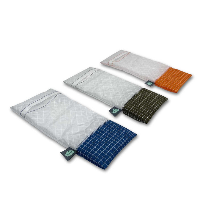 Outdoorline Stake Bag TX50 Ultra – three colours with stakes