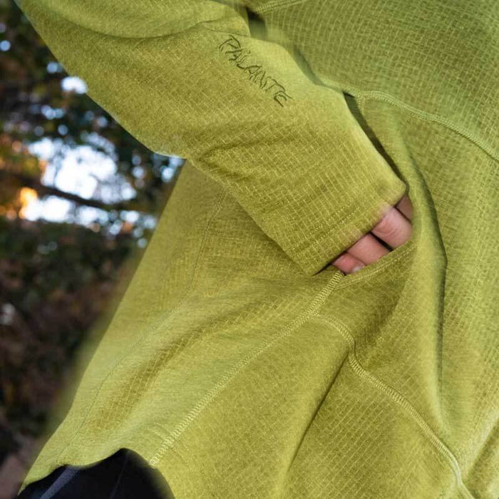 Pa’lante Grid Fleece Hoody – hand pocket detail