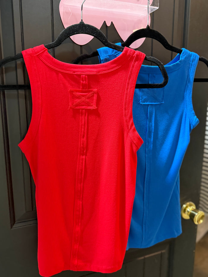 Ribbed 4th Tanks