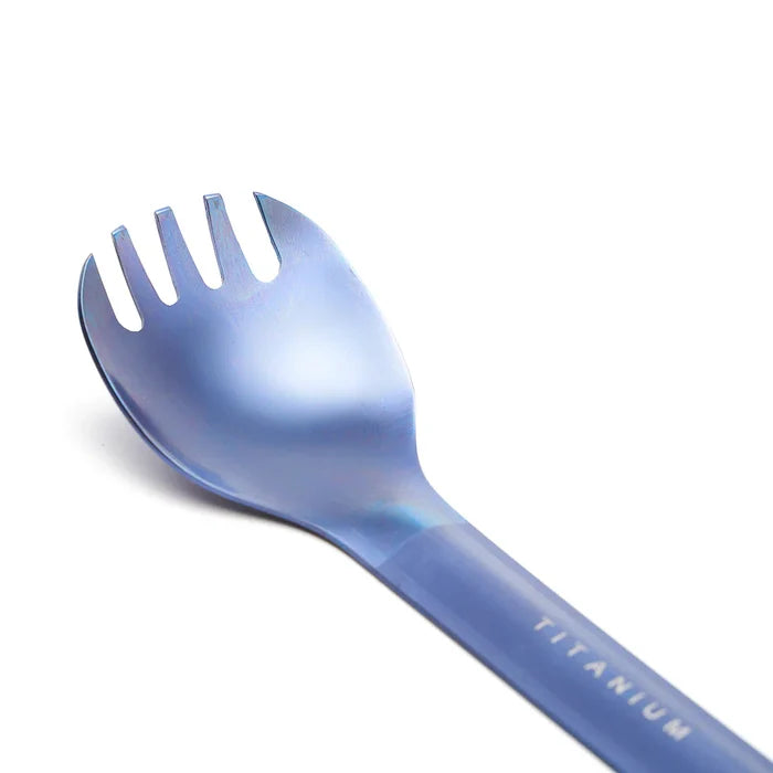 TOAKS Titanium Long Handle Spork with Polished Bowl – blue