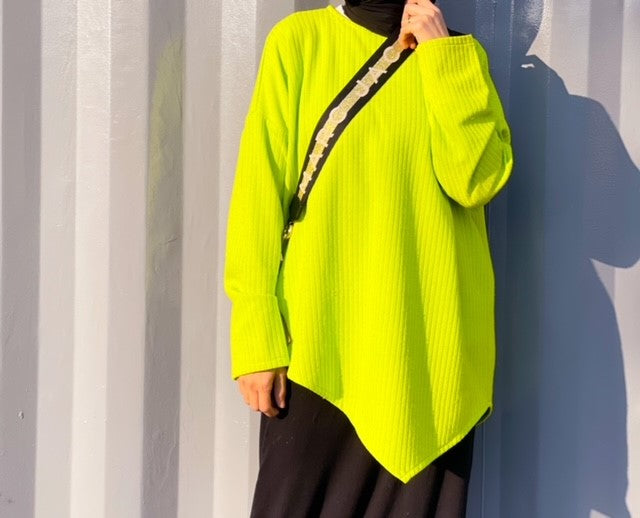 Triangúlate ribbed pullover. - Livefree