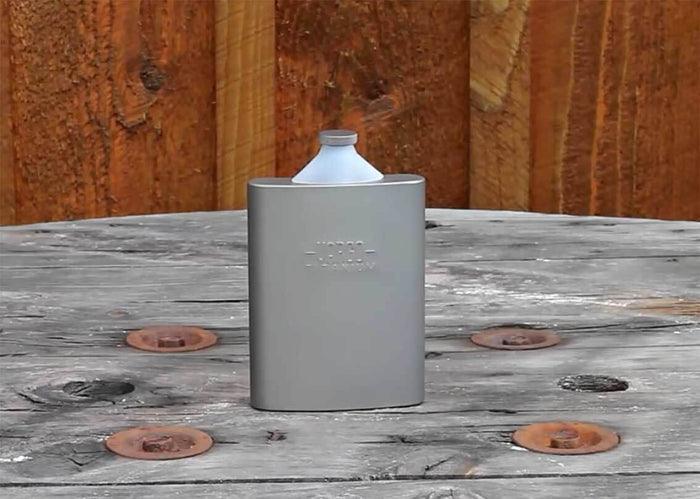 VARGO Titanium Funnel Flask