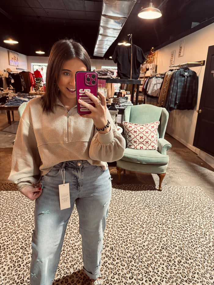 Velvet Bow Straight Risen Jean