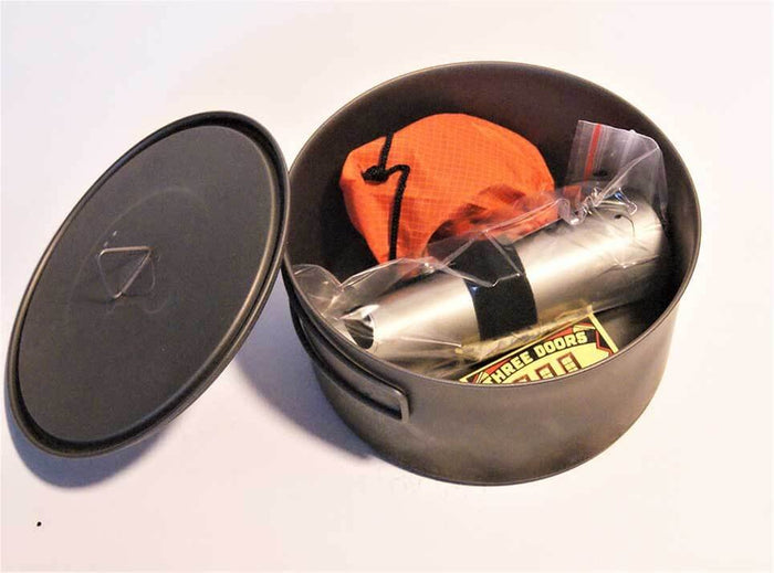 Toaks Pot 900 ml with VESUV windshield and burner packed inside, top view